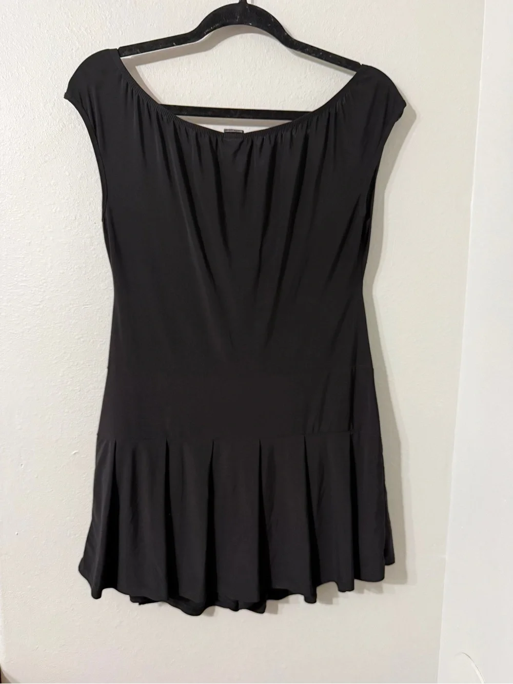 UO Adorable Black Off Shoulder Y2K Dress Romper Pleated Skirt Shorts Buckle XL